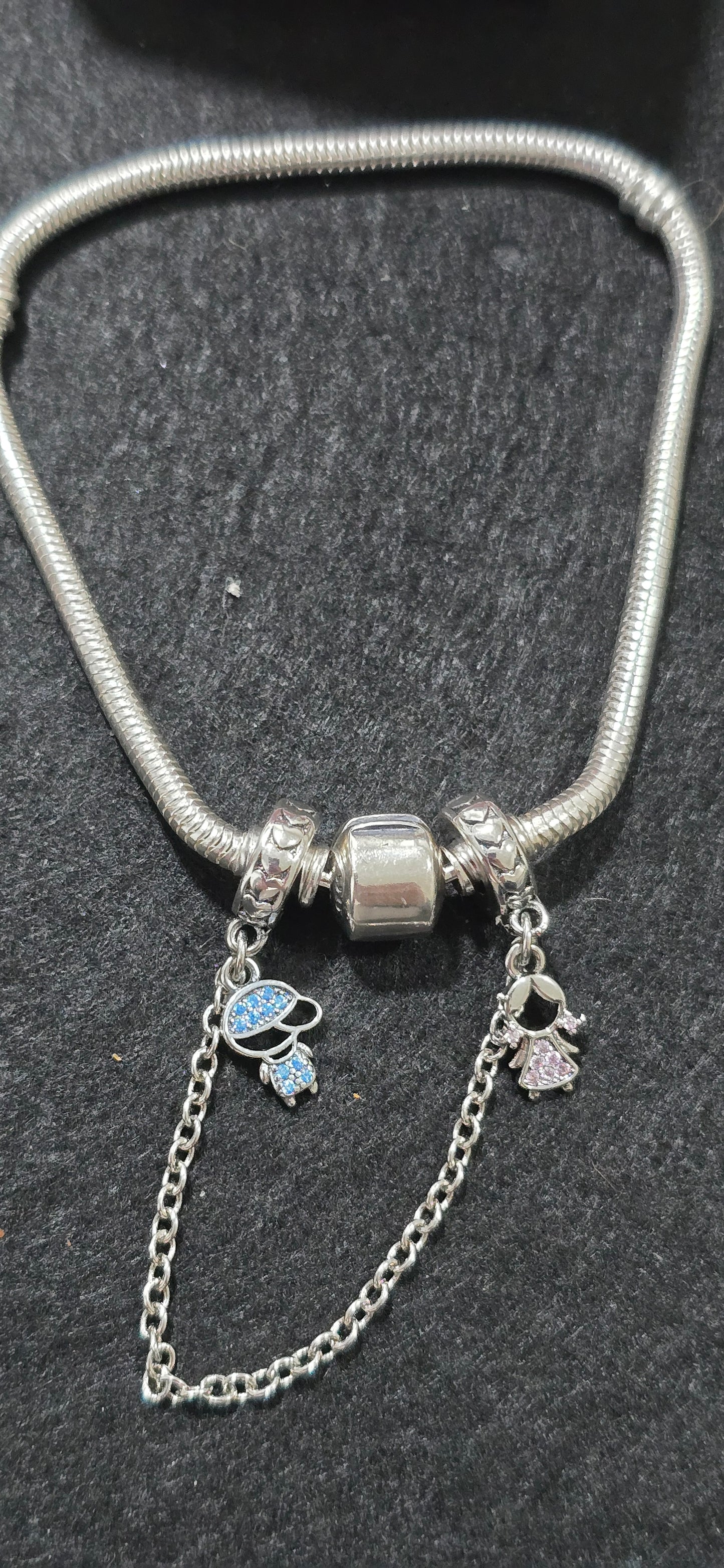 Pulsera de plata con cierre de seguridad